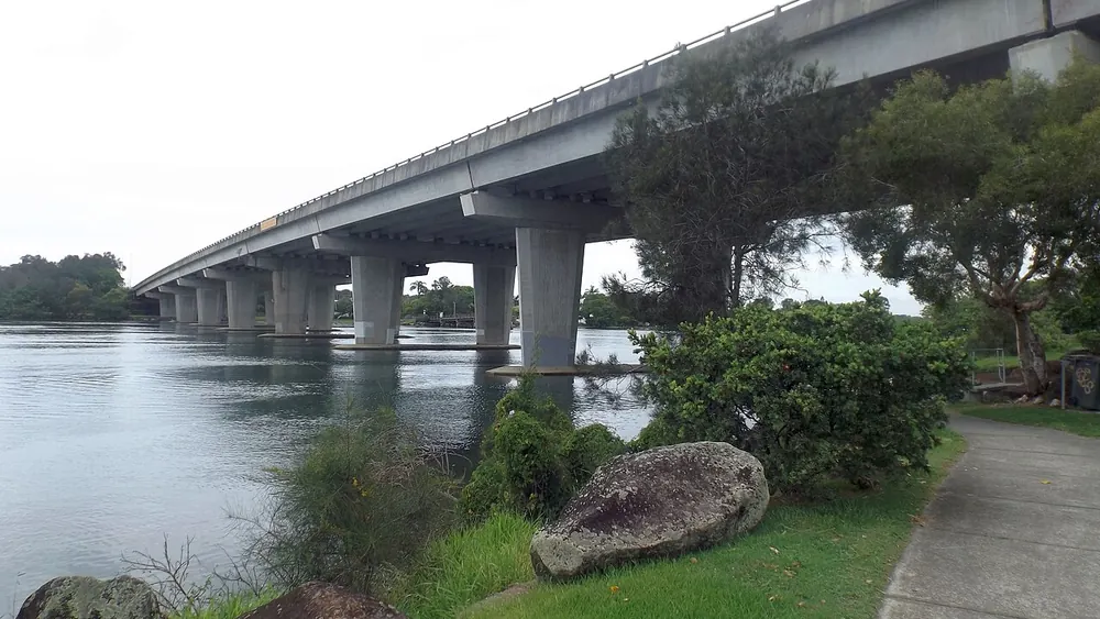 Barneys Point bridge crossing the Tweed River at Banora Point